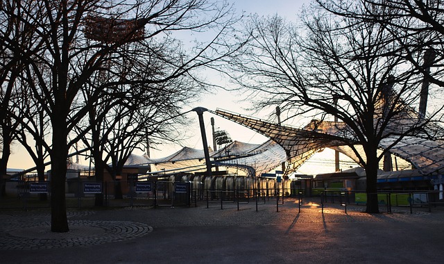 CBA：加时险胜 新疆男篮128-121山西男篮.