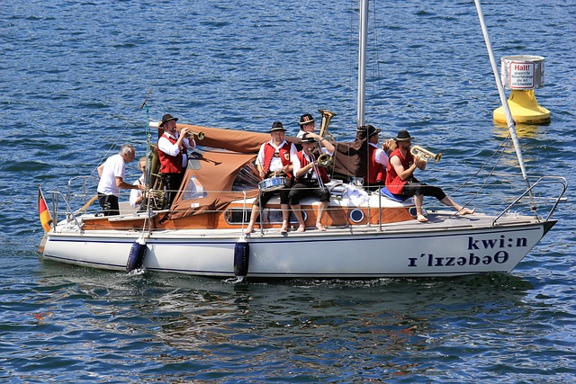 感到舒适 感到舒适